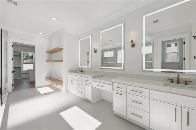 a view of livingroom with ceiling fan and window