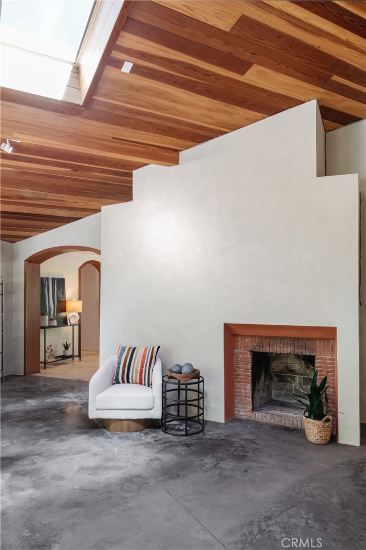 2 Chuckwagon Road Rolling Hills, CA 90274 - Photo 15 of 76 a view of livingroom with furniture