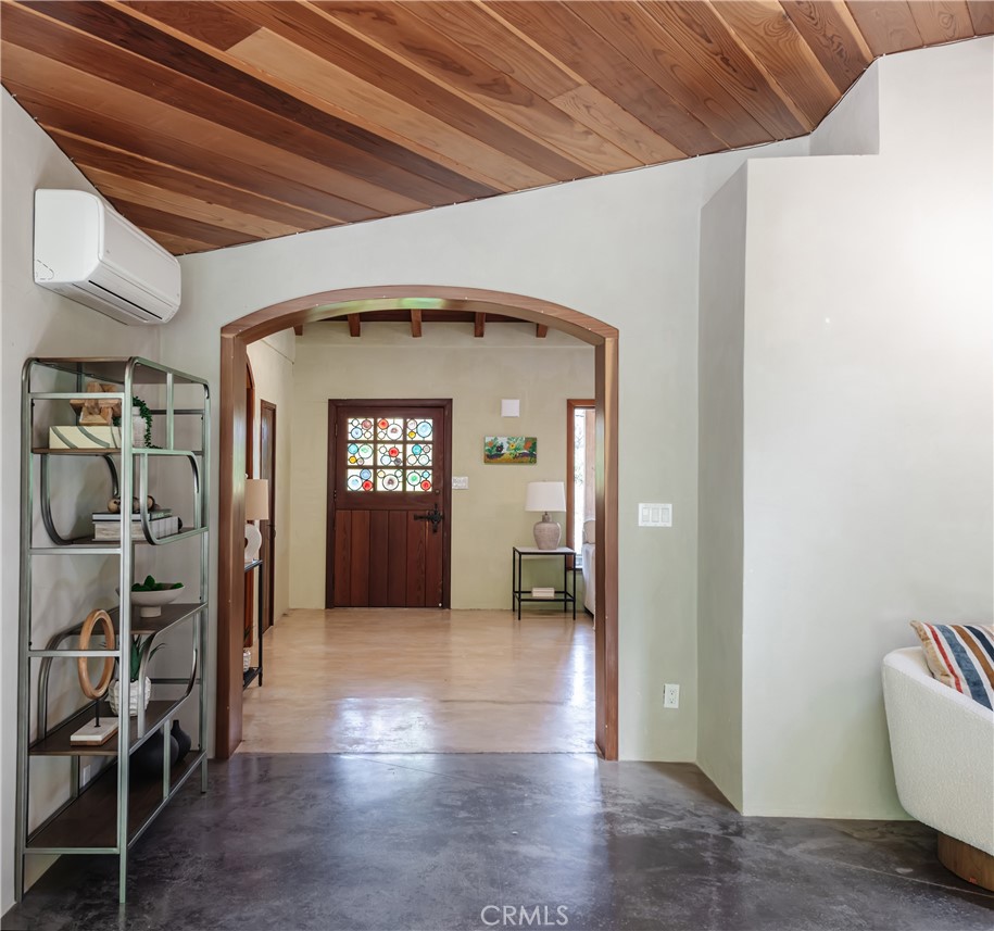 2 Chuckwagon Road Rolling Hills, CA 90274 - Photo 18 of 76