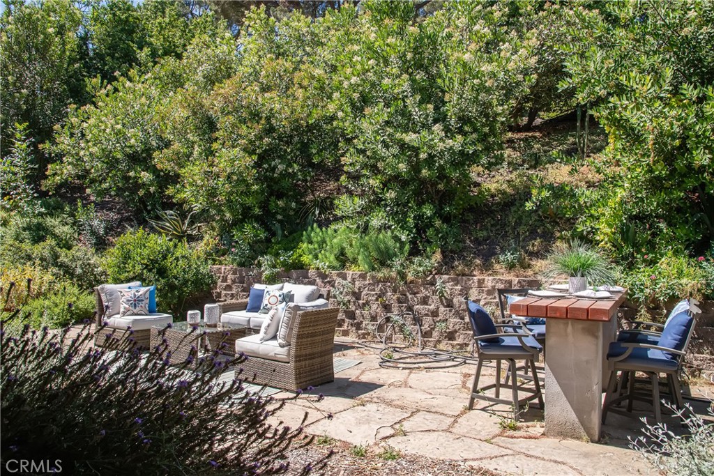 2 Chuckwagon Road Rolling Hills, CA 90274 - Photo 44 of 76