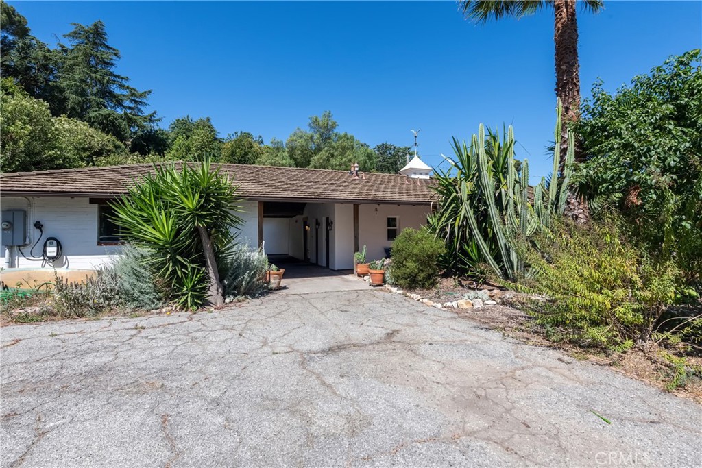 2 Chuckwagon Road Rolling Hills, CA 90274 - Photo 50 of 76