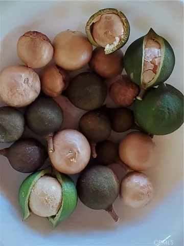 $2,600,000 | 2 Chuckwagon Road, Rolling Hills, CA 90274