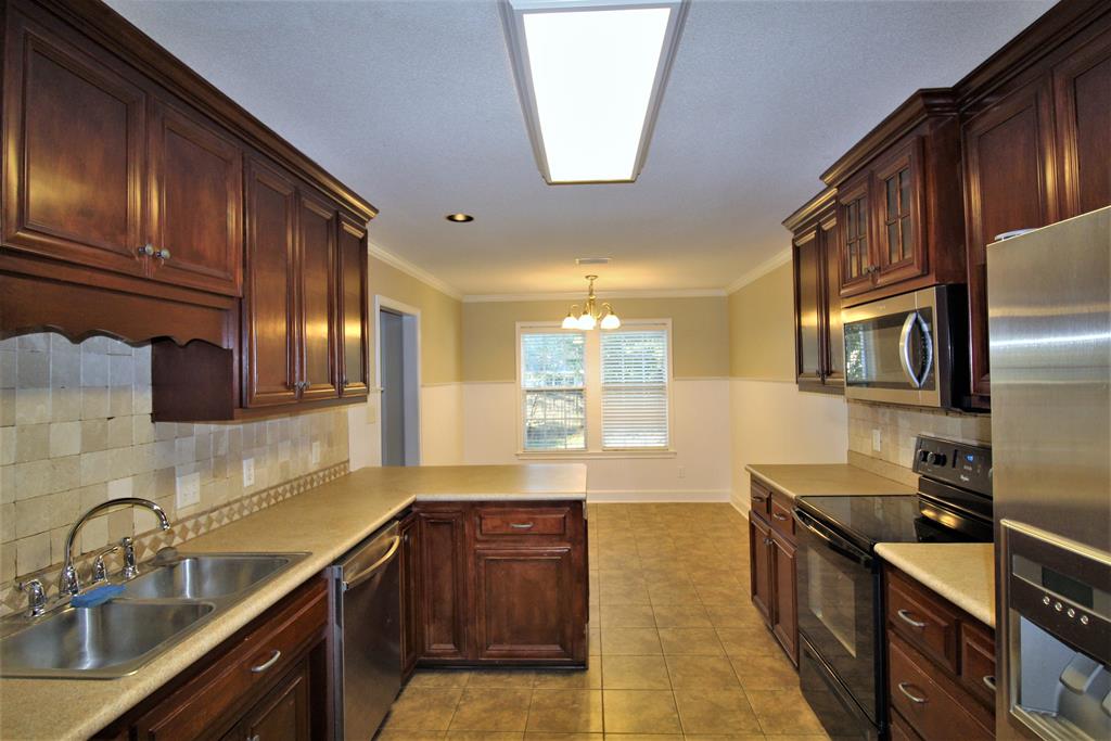 4005 Applecross Road Valdosta, GA 31605 - Photo 10 of 23 Gallery Image 10