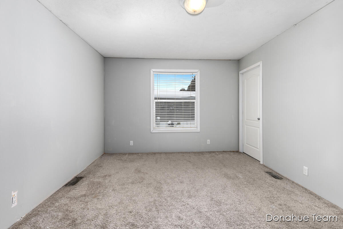 1800 West Main Street, Unit 50 Lowell, MI 49331 - Photo 10 of 20 IMG_1009 (20)