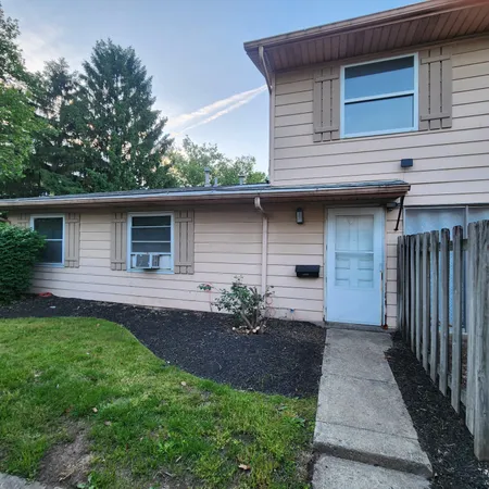$95,000 | 2501 Nassau Drive, Unit 23C, Columbus, OH 43232