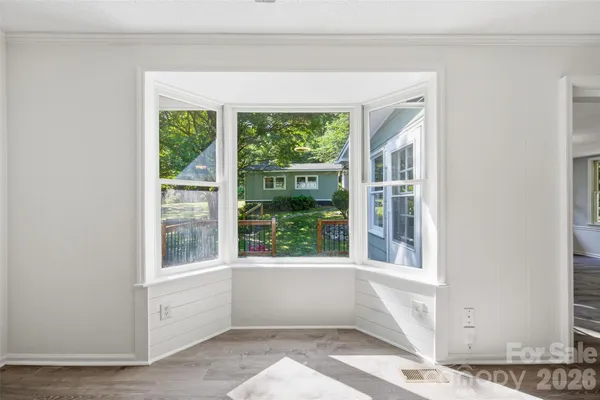 $400,000 | 1321 Saluda River Drive, West Columbia, SC 29169