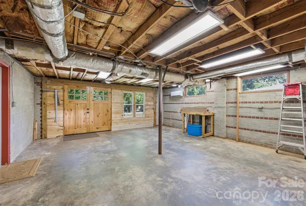 $400,000 | 1321 Saluda River Drive, West Columbia, SC 29169