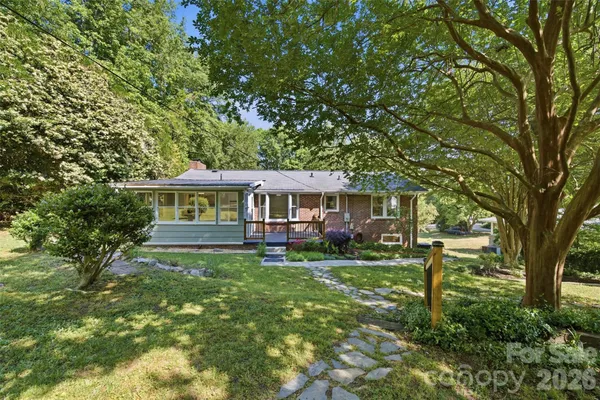 $400,000 | 1321 Saluda River Drive, West Columbia, SC 29169