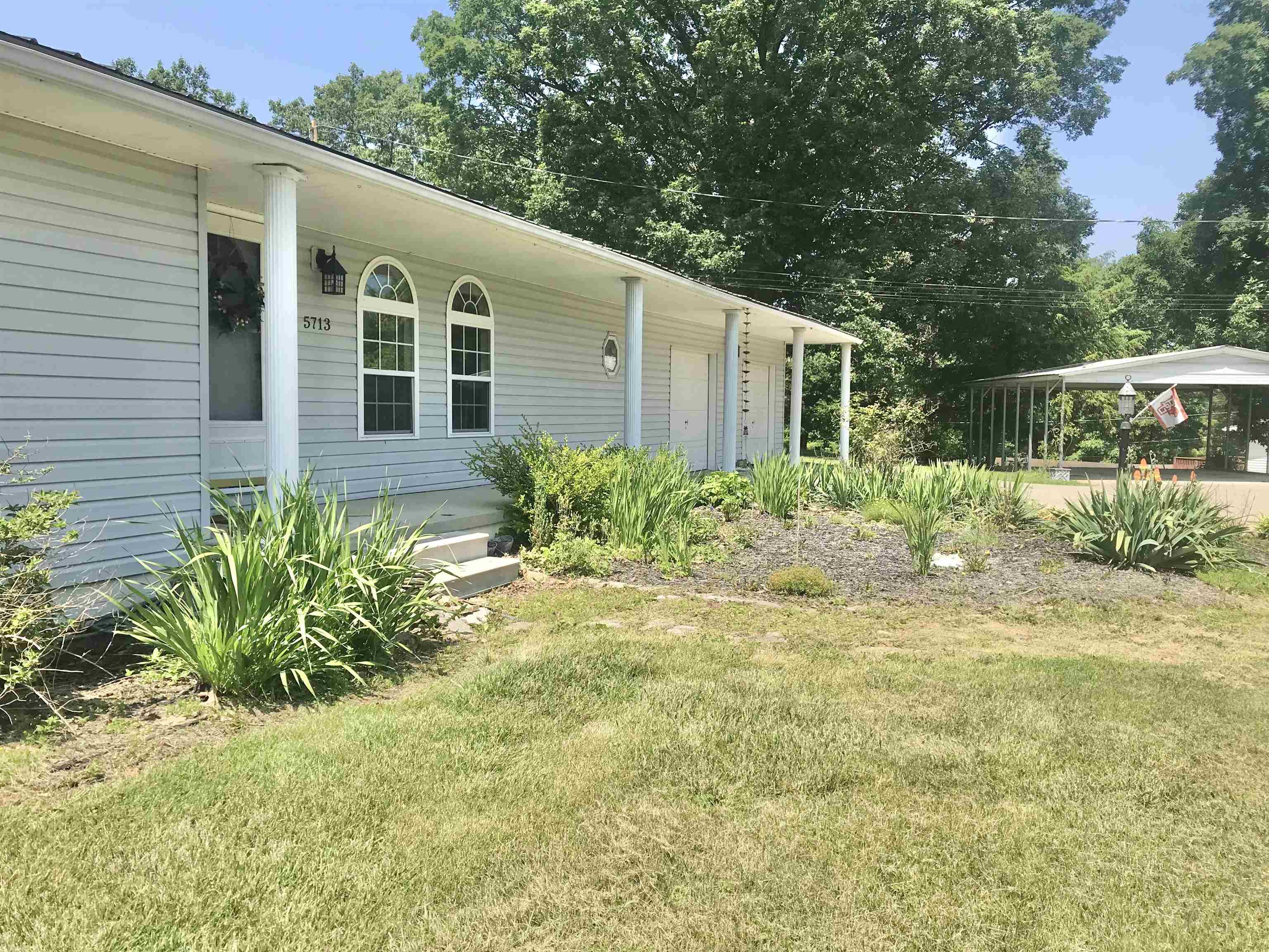 5713 Bybee Road Ashland, KY 41102 - Photo 3 of 33