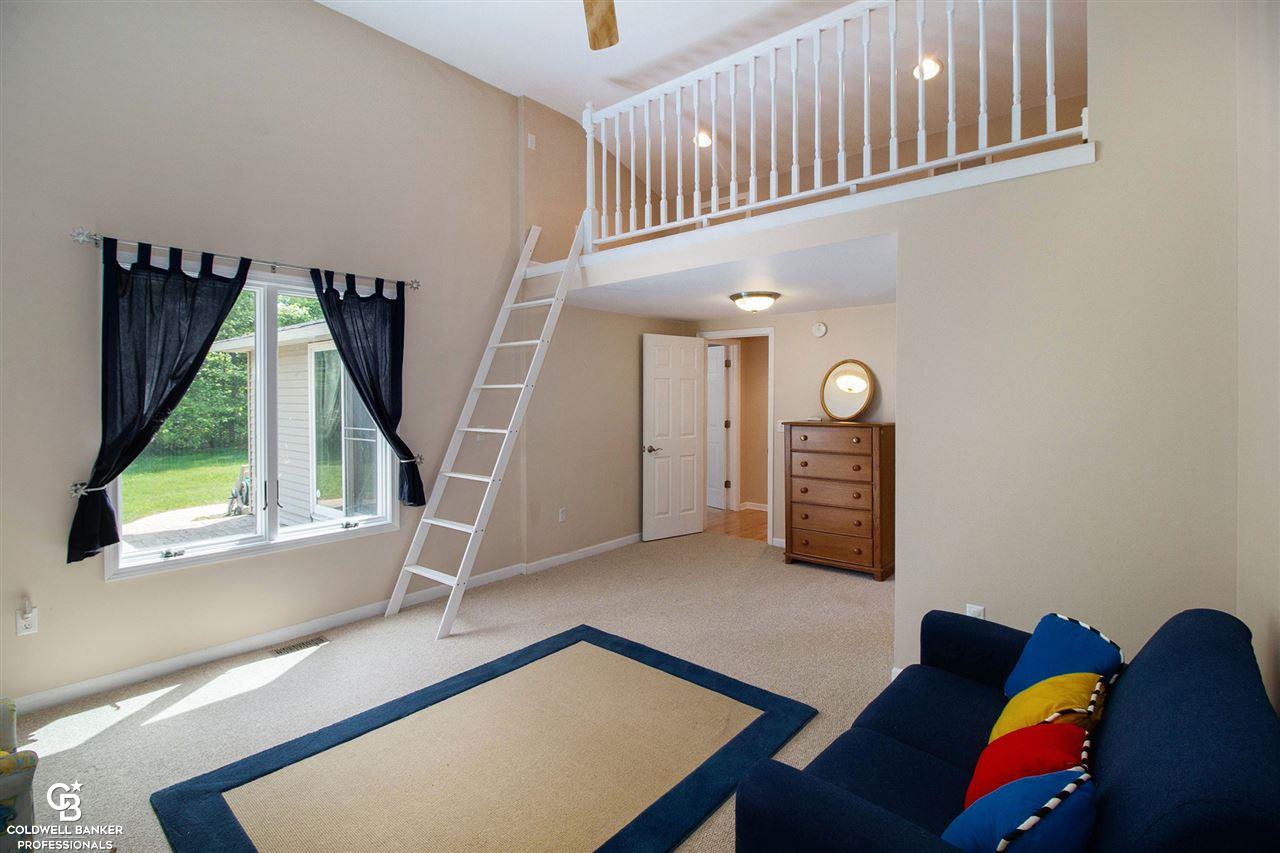 6291 Lakeshore Road Lexington, MI 48450 - Photo 28 of 47 Lots of places to sleep in this home!