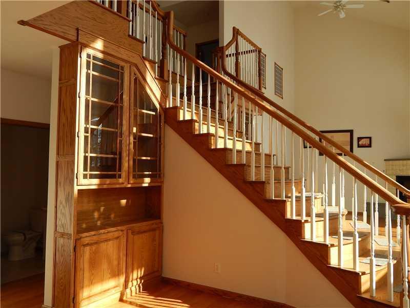 53 A Coveside Road South Bristol, ME 04568 - Photo 24 of 34 Interior Space/Layout. Staircase...