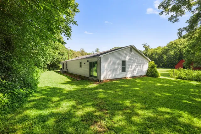 $325,000 | 3361 Tyree Springs Road, Hendersonville, TN 37075