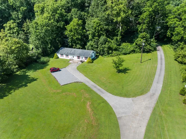 $325,000 | 3361 Tyree Springs Road, Hendersonville, TN 37075