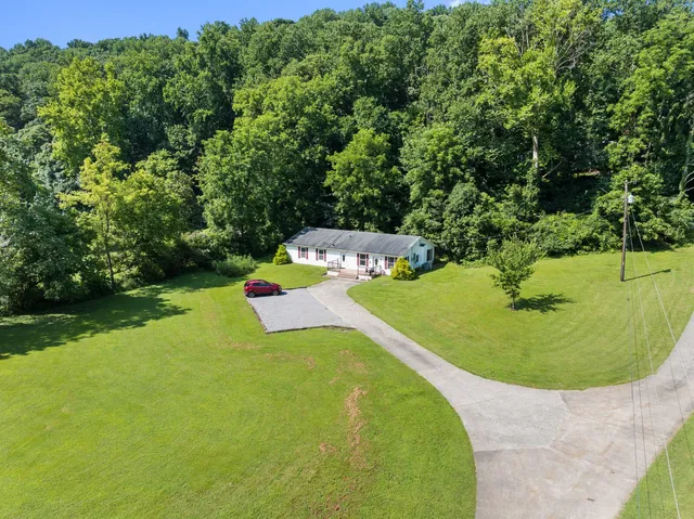 $325,000 | 3361 Tyree Springs Road, Hendersonville, TN 37075