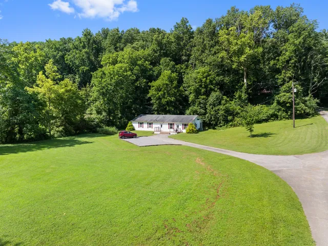 $325,000 | 3361 Tyree Springs Road, Hendersonville, TN 37075