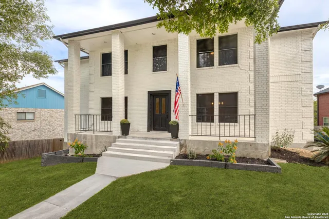 $575,000 | 7738 Oakhill Park Drive, San Antonio, TX 78249