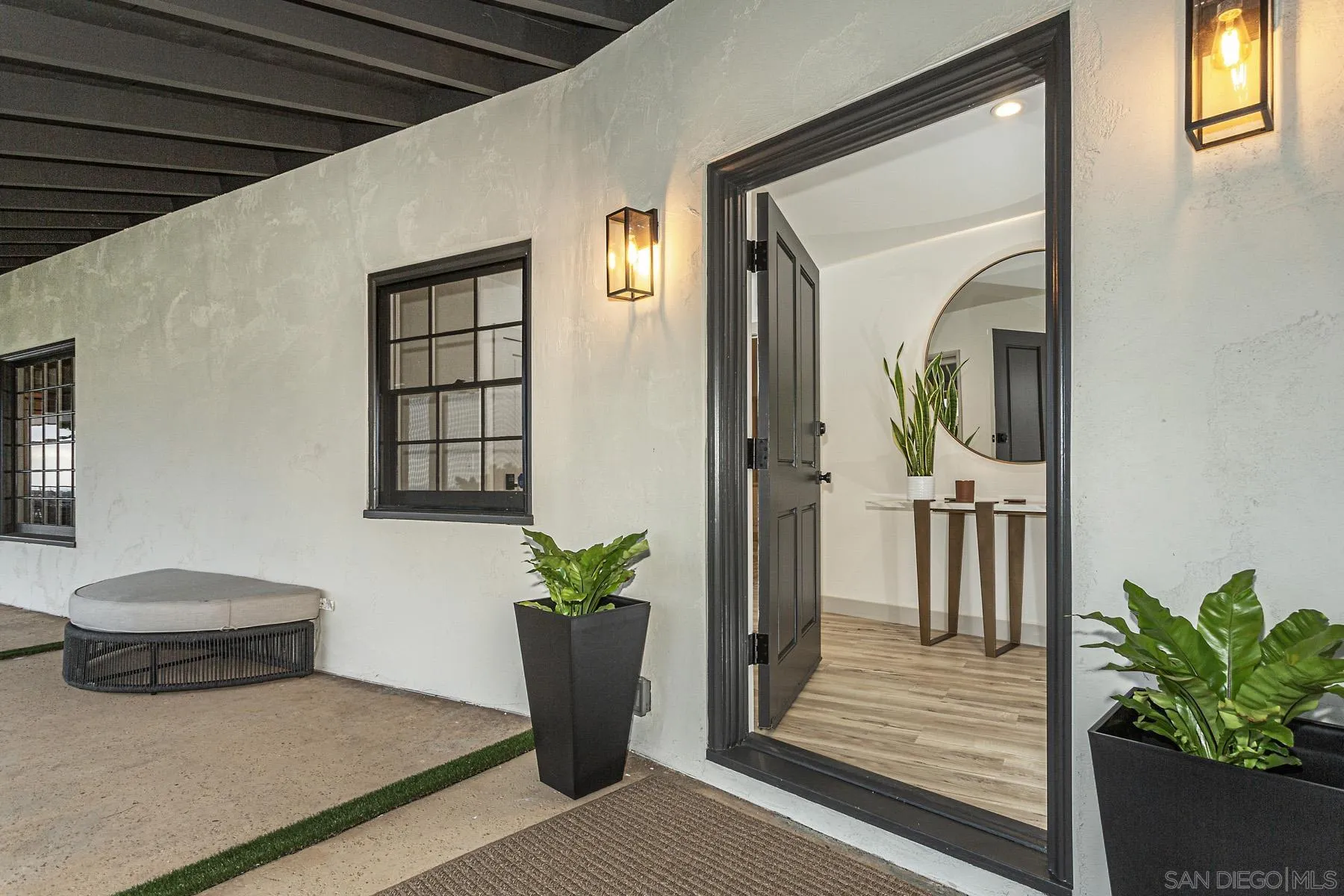 7362 Brodiaea Way La Jolla, CA 92037 - Photo 8 of 31