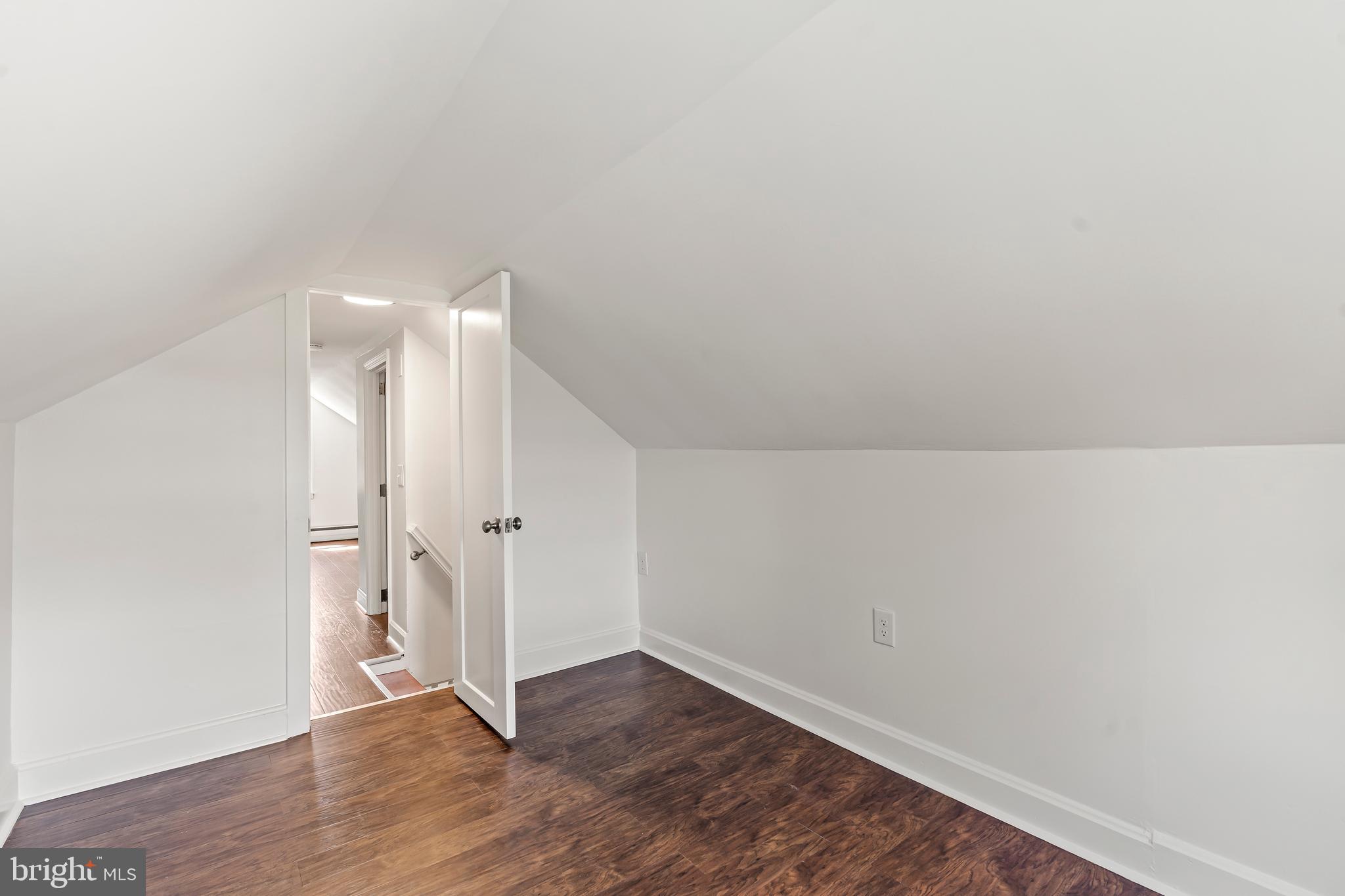 738 Medway Road Hagerstown, MD 21740 - Photo 29 of 44 Possible Walk in Closet