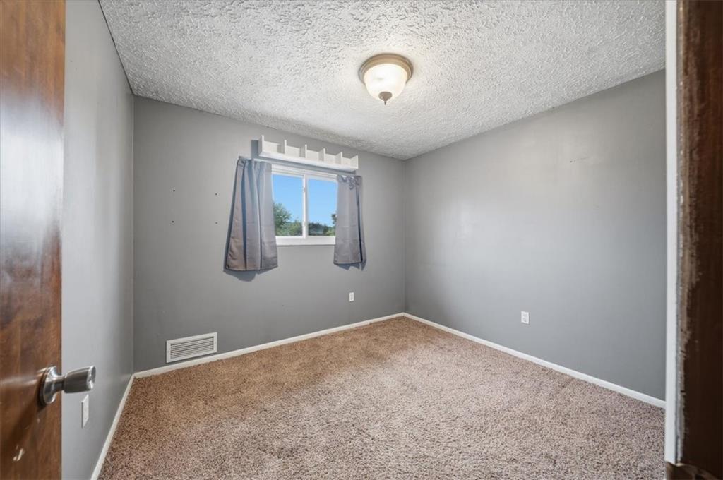 890 4th Street Baden, PA 15005 - Photo 19 of 30