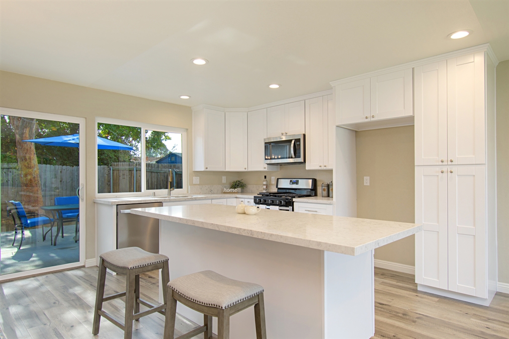 8401 Menkar Road San Diego, CA 92126 - Photo 8 of 20 Gallery Image 8
