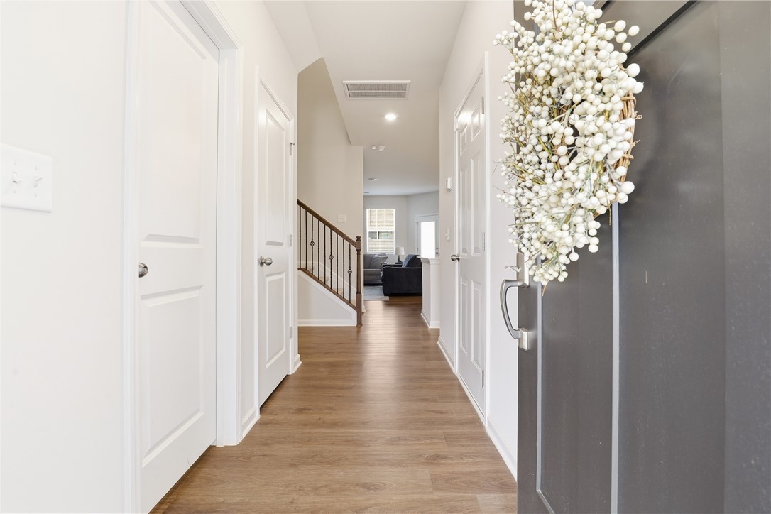 430 Bee Cove Way Pendleton, SC 29670 - Photo 5 of 30 Entryway