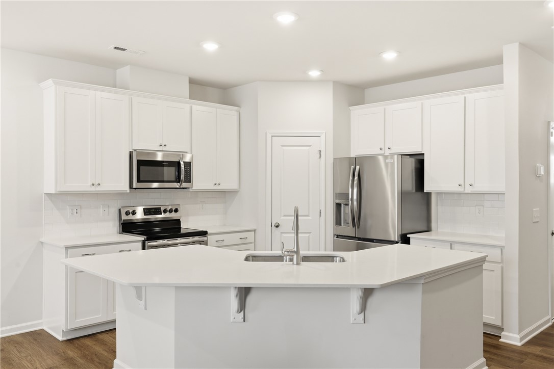 430 Bee Cove Way Pendleton, SC 29670 - Photo 10 of 30 Kitchen