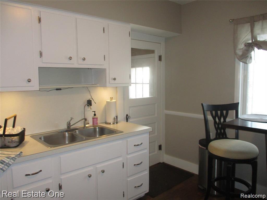 367 North Green Street Perry, MI 48872 - Photo 28 of 43 IMG_5155.JPG