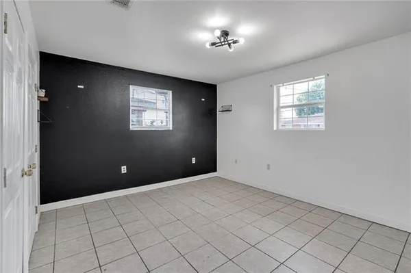 $1,500 | 4831 Lynhuber Drive, New Orleans, LA 70126