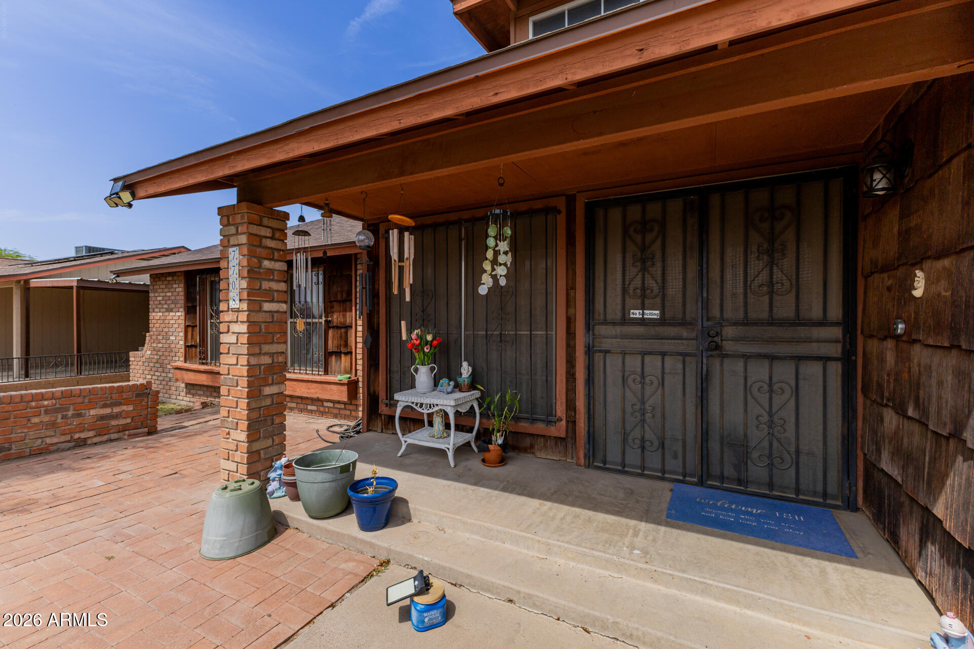 7708 West Flower Street Phoenix, AZ 85033 - Photo 8 of 35 a view of sitting area in front of house