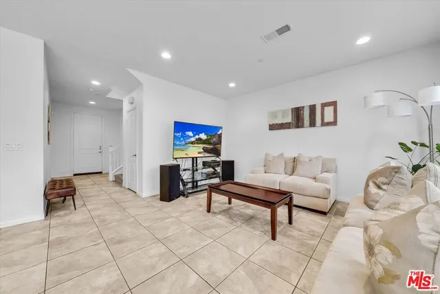 $675,000 | 15686 Slowik Court, Fontana, CA 92336