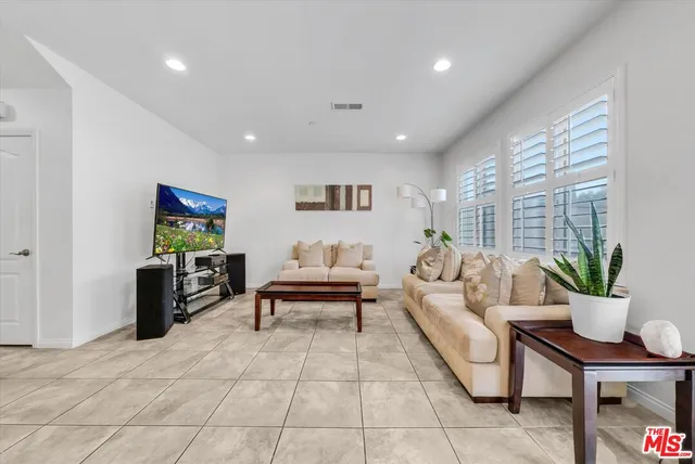 $675,000 | 15686 Slowik Court, Fontana, CA 92336