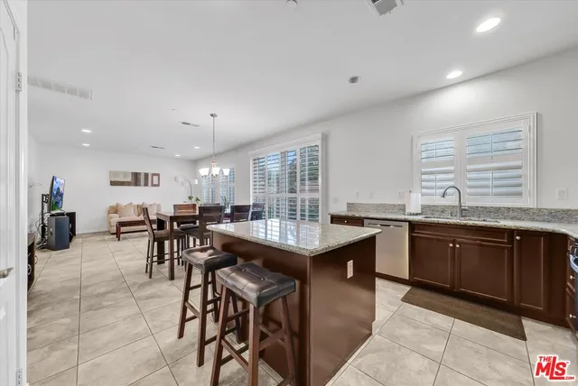 $675,000 | 15686 Slowik Court, Fontana, CA 92336