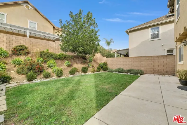 $675,000 | 15686 Slowik Court, Fontana, CA 92336