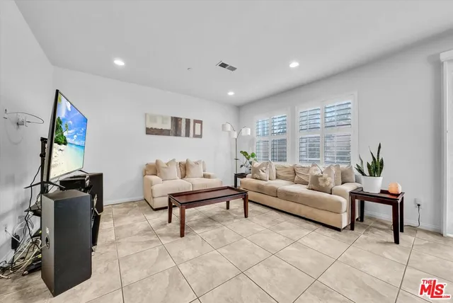 $675,000 | 15686 Slowik Court, Fontana, CA 92336