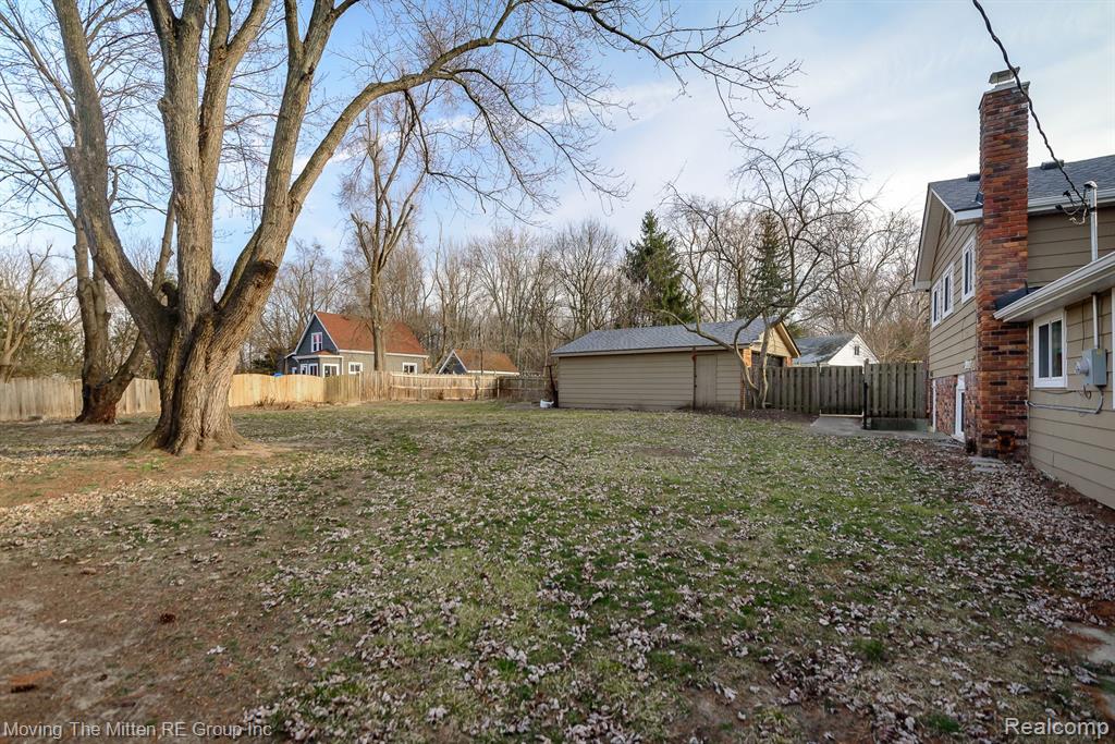 40165 Alden Road Belleville, MI 48111 - Photo 26 of 39
