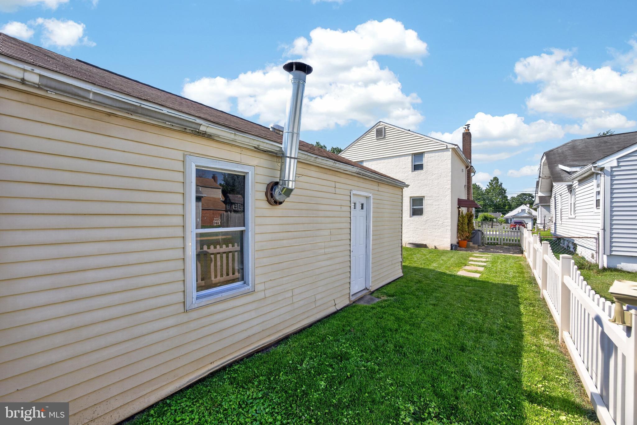 215 Ash Road Wallingford, PA 19086 - Photo 33 of 45