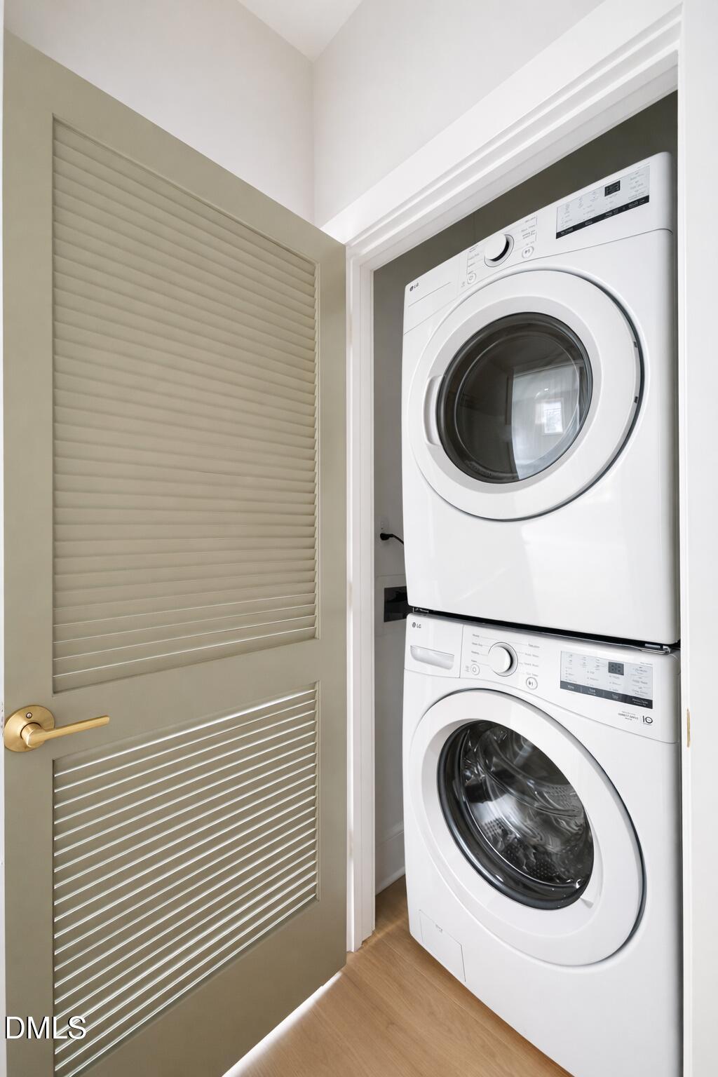 409 Chatham View Road Cary, NC 27511 - Photo 49 of 50 3779034E-8C58-4B79-A374-8630AAFCE726