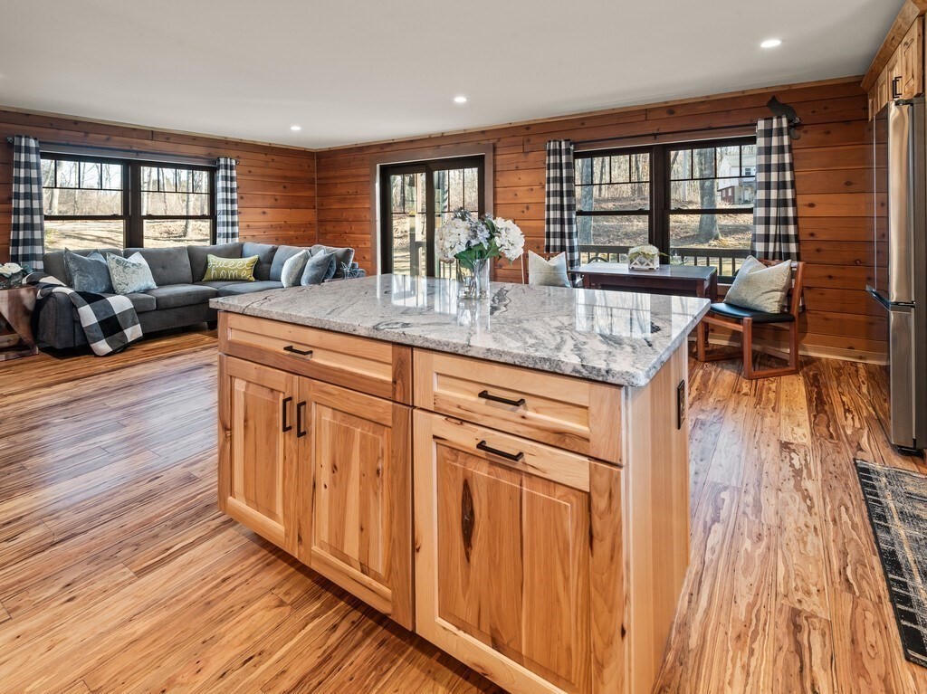 281 Warren Road Brimfield, MA 01010 - Photo 6 of 36