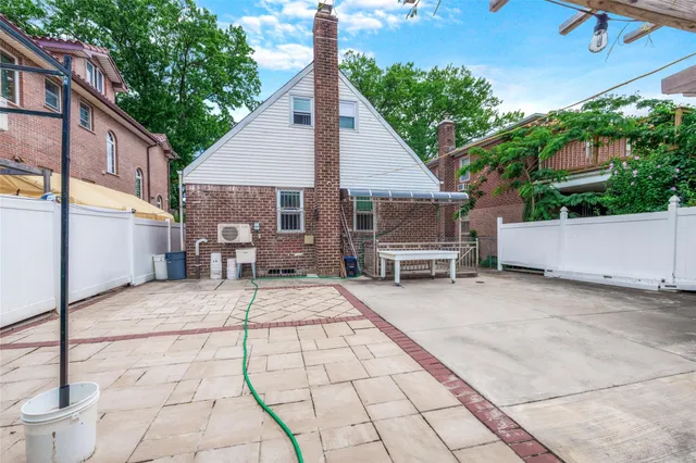 $1,398,000 | 56-40 Francis Lewis Boulevard | Auburndale