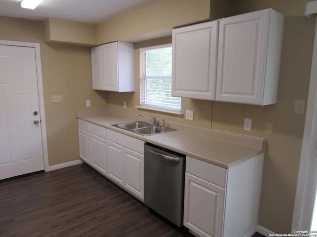 $1,500 | 106 Winn Avenue, Universal City, TX 78148