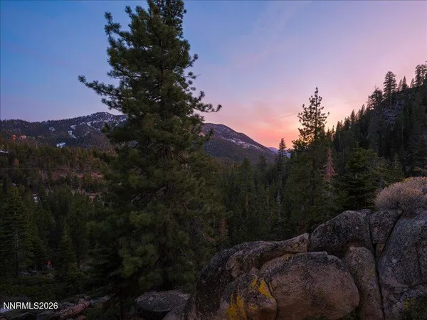 $1,499,000 | 325 Barton Drive, Stateline, NV 89449