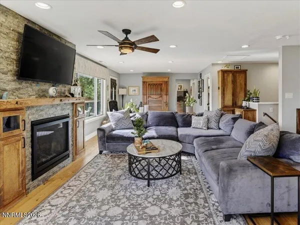 $1,499,000 | 325 Barton Drive, Stateline, NV 89449