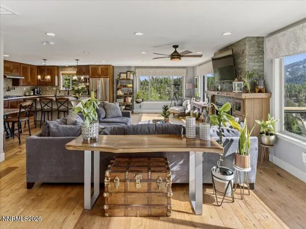 $1,499,000 | 325 Barton Drive, Stateline, NV 89449