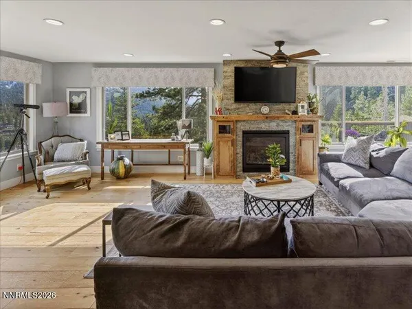 $1,499,000 | 325 Barton Drive, Stateline, NV 89449