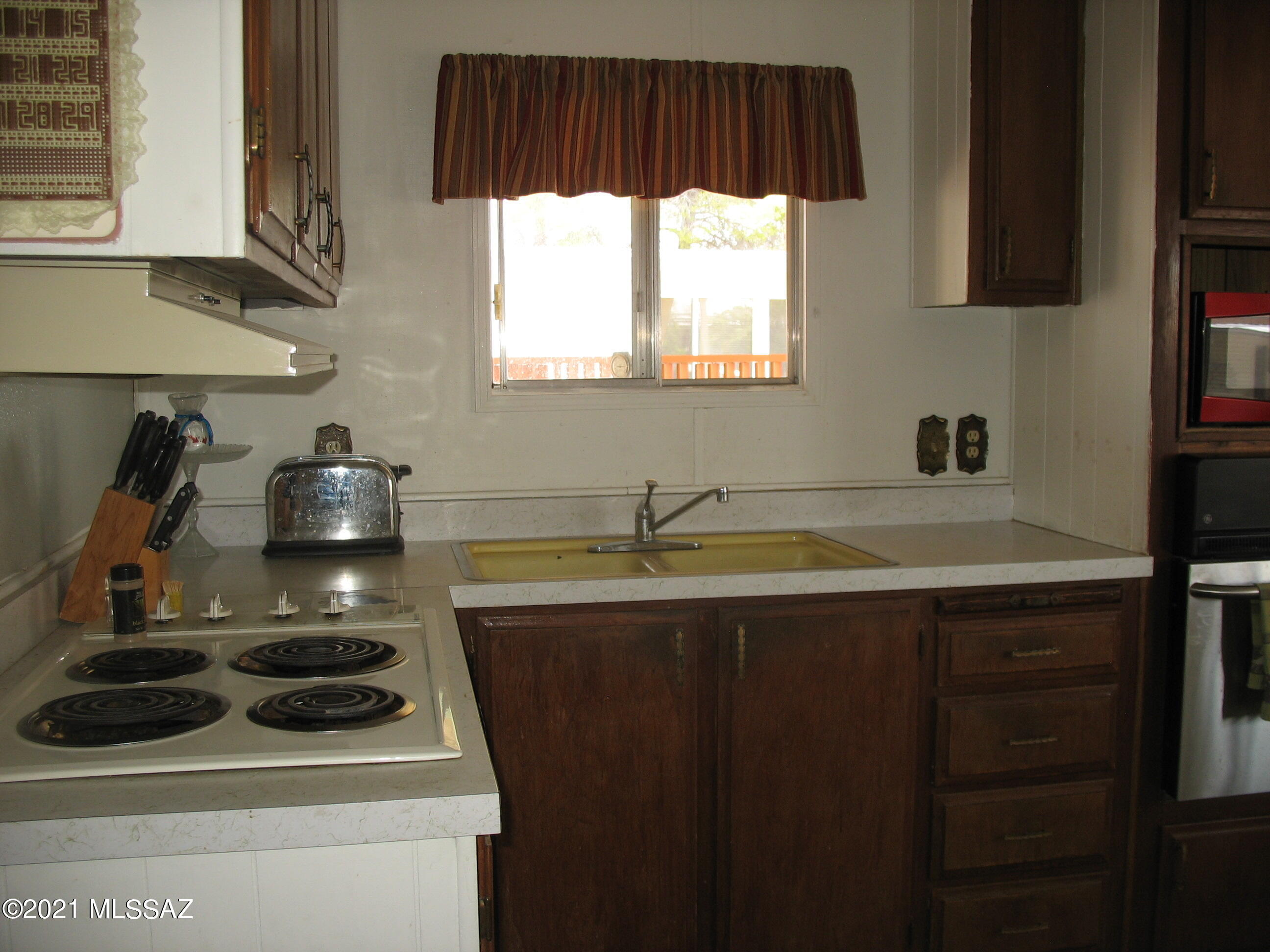 5716 West Rocking Cir Street Tucson, AZ 85713 - Photo 5 of 18 Gallery Image 5