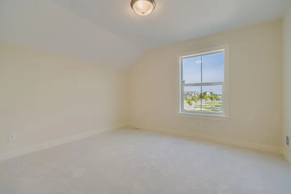 $619,900 | 5054 Dale Ridge Road, Woodbury, MN 55129