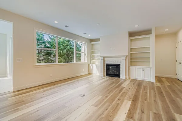 $619,900 | 5054 Dale Ridge Road, Woodbury, MN 55129