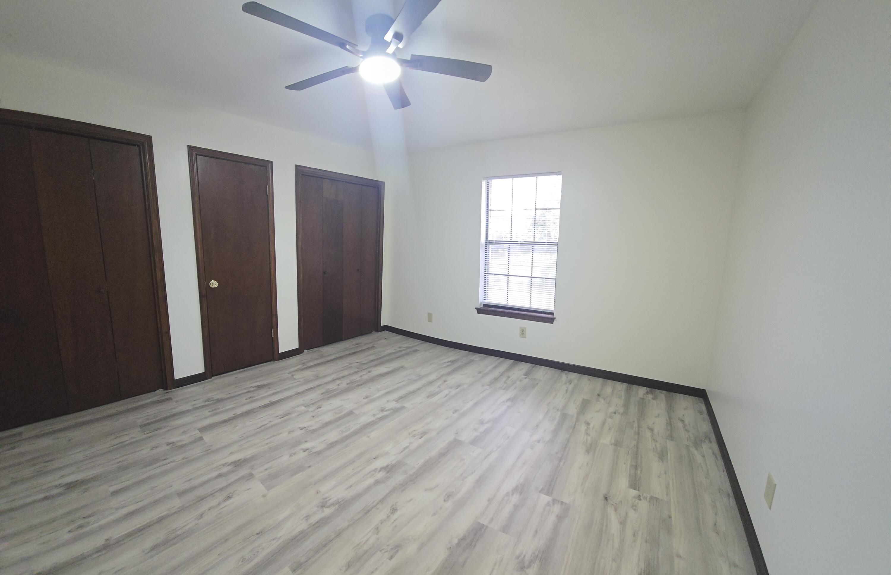 200 Davenport Road, Unit 5 Fort Walton Beach, FL 32547 - Photo 17 of 39 20261004_164919