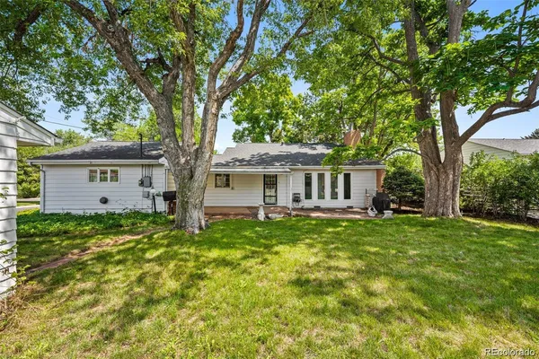 $2,999 | 3201 South Bellaire Street, Denver, CO 80222