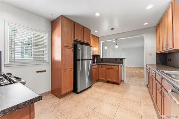 $2,999 | 3201 South Bellaire Street, Denver, CO 80222